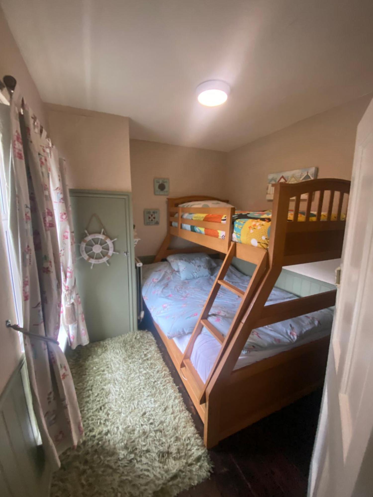 3 Bed Town House Carmarthenshire Holiday home Llandeilo