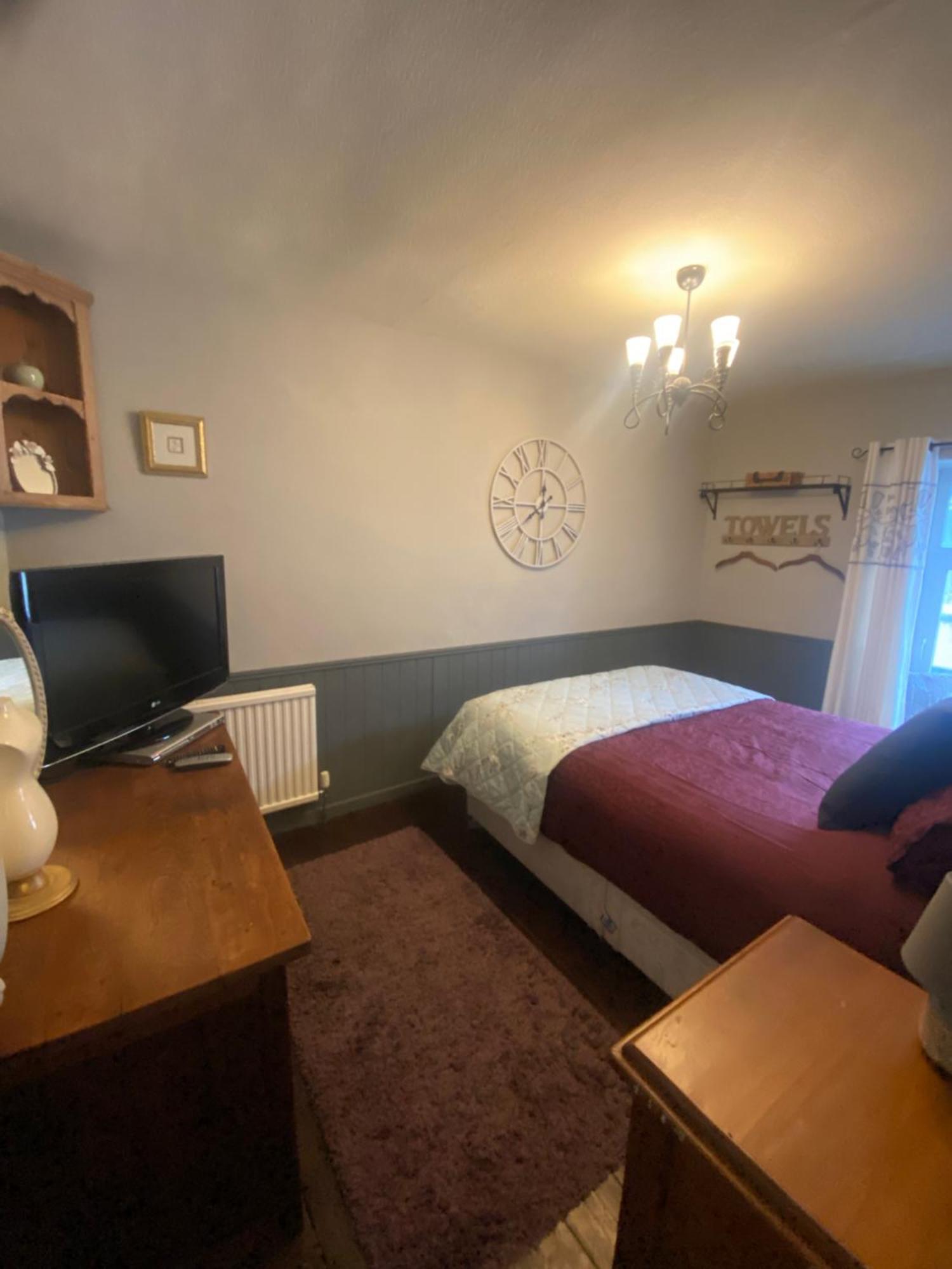 3 Bed Town House Carmarthenshire *